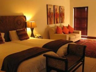 Sandton Lodge Bryanston Johannesburg - Guest Room